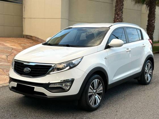 KIA SPORTAGE 2.0 LX 4X4 16V FLEX 4P AUTOMÁTICO KIA SPORTAGE 2.0 LX 4X4 16V FLEX 4P AUTOMÁTICO